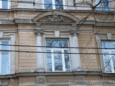Сеченова 13

