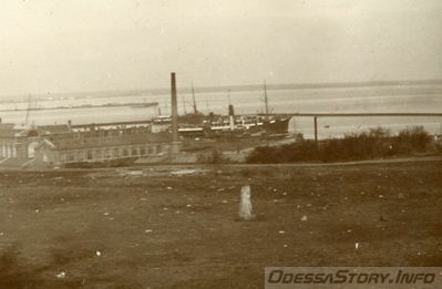 1909 год
добавил - Миша КемпFF
с сайта - http://zalizyaka.livejournal.com/89816.html#cutid1
