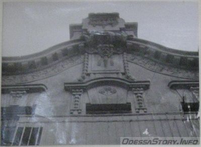 Греческая пл, 17
добавил - VicTur
сайт - http://lingvik.livejournal.com/11389.html
