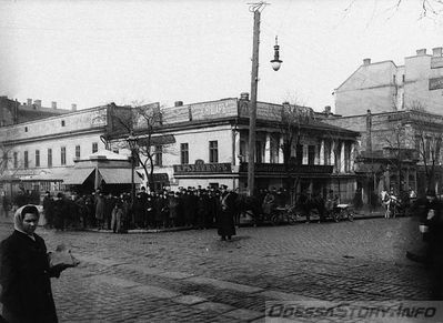 Екатерининская, 12
добавил - malyutka_e
