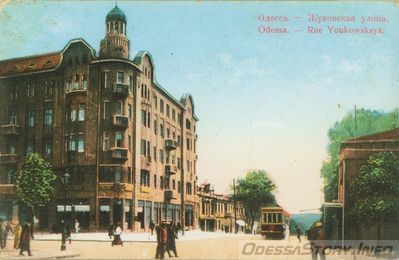 Почтовая, 28
торговый дом Кроне, 1902, арх. С.А.Ландесман

