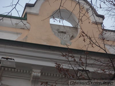 Дерибасовская, 22
