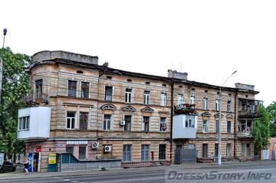 ул. Средняя № 2
Фасад (вид со стороны ул. Мясоедовской)
Добавил Kamin
